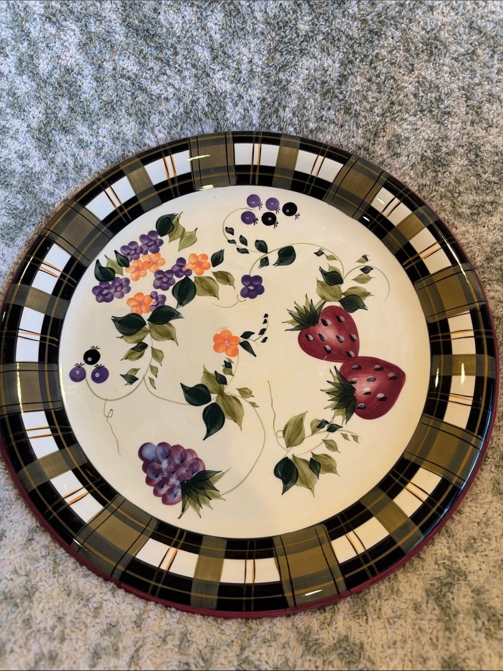 Strawberry Plaid Floral Serve Plate by Oneida NWT 12”x12”x1.50”